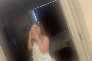 bajita Busco a alguien que sep... - Image 2