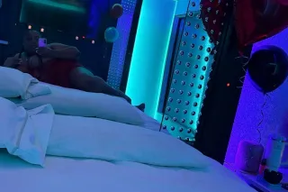 SEXY HORNY BBW WANTS YOUR BBC - Image 8