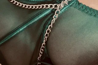 Soft Lips, Deep Energy, Unforg... - Image 3