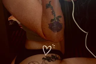 Luxury Natural Pregnant Redhead Soft Curves, Sensual Energy & Elite ✨”🤰 Escort❤ 💯% Natural Beauty and Magnetic Energy💋 - Image 10