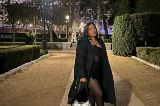 latina caliente y complaciente - Image 3