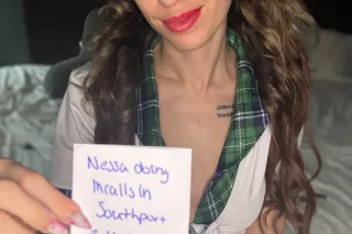 Petite Beauty Ready For Lunch ... - Image 1