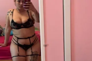 Low rate😍 available for 24/7 I... - Image 1