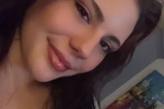 2 Girls 1 Night Only In Town Tonight 📍😍 - Image 3