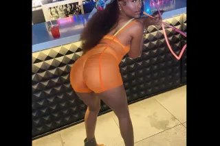 wet good pussy serious men only - Image 12