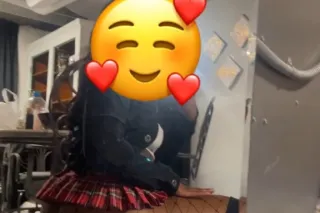 , available right now - 22 - Image 1