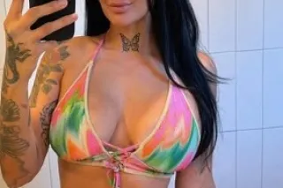 In Town and ready for fun - 25 - Image 1