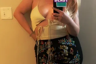 ⭐⭐⭐HOT AND FUN⭐⭐⭐AVAILIBLE NOW 💋SEXY PAWG MILF 👅 💦 100% REAL and READY!! - Image 5