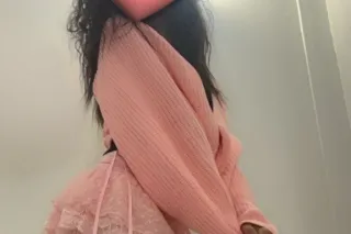 24 F Latina 😽 young and wet 💦 ... - Image 2