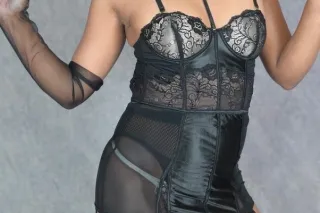 ✨ Slim Cutie 😍 Ready To Treat ... - Image 3