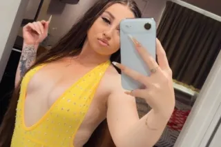 BACK IN TOWN🎀100% Real Petite ... - Image 3