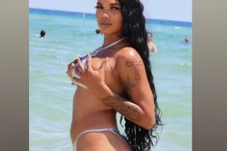 wettest pussi in the world 😍 - Image 2