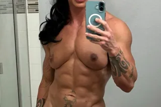 Jasmine The Bodybuilder - Image 1