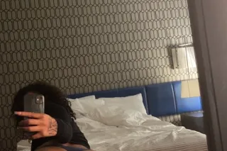 CATCH ME WHILE YOU CAN 😈 - 20 - Image 2