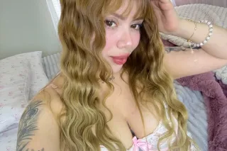 PETIT HOT BLONDE 😽🔥 - Image 5