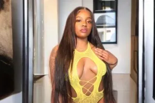 your favorite hello 🫶🏾 - 21 - Image 2