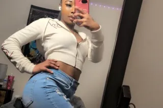 OUTCALL CUTIE AVAILABLE 4 PLAY... - Image 2