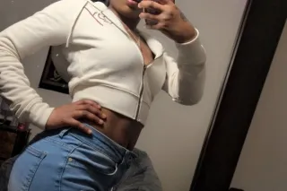 OUTCALL CUTIE AVAILABLE 4 PLAYTIME - Image 7