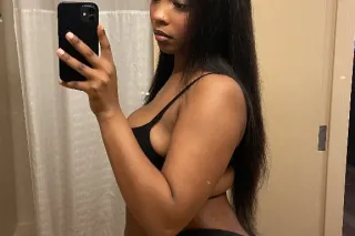 Thirsty 💦Thursdays 😮‍💨 come to... - Image 3