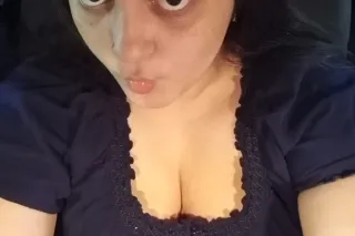 This beginner latina wants YOU... - Image 3