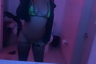 incalls ,out calls , and car d... - Image 3