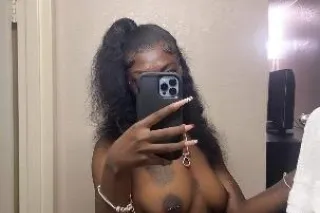 Honeycomb HideOut New In Town ... - Image 2