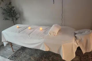 💫AVAILABLE💫BUSTY~MIXED BABE~FO... - Image 2