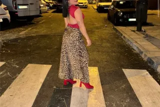 latina caliente y complaciente... - Image 2