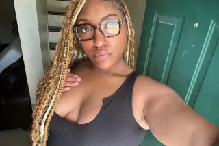 Sexy thick chocolate WET PUSSY... - Image 2