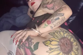 Looking to travel back to the area today to actually shoot content and take some calls because my phone was busy 🫦❤😛 I will only trade for a air bnb space otherwise I will provide my own 😍 - Image 12