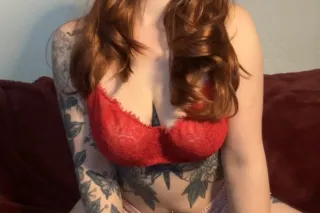 Slim Thick Tattooed Redhead - ... - Image 3