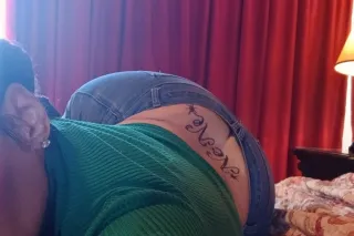 videos and FaceTime shows , ou... - Image 2