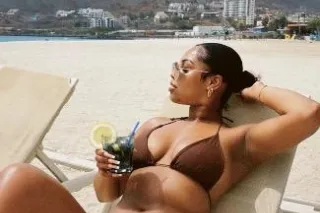 HAPPY FRIDAY BABE!😍😍😍 - 24 - Image 1