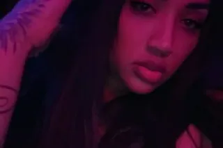 Here todayyyyy PORNSTAR VIBES ... - Image 1