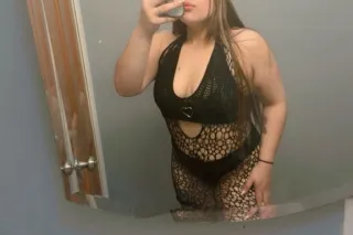 im sexy, Daddy, just write to me and we make a plan to have it rich. - Image 7