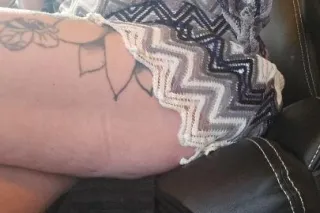 Christmas Pleasures - Image 2