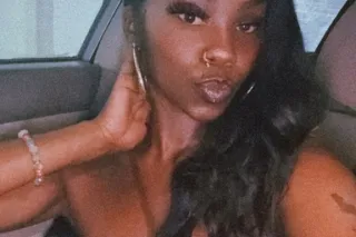 •𝐒𝐥𝐢𝐦 𝐀𝐧𝐝 𝐏𝐞𝐭𝐢𝐭𝐞 𝐖𝐢𝐭𝐡 𝐀 𝐁𝐨𝐝𝐲 𝐒... - Image 2