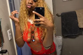 LET DESTINY MAKE U HAPPY DADAA 😘🦋 come spend christmas with me only if your legit - Image 6