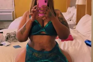 REAL EXOTIC THICK ASS TATTED U... - Image 3