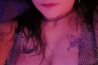 LATE NIGHT SLUT READY TO CUM!! MATURE SEXY PASSIONATE SENSUAL HISPANIC LITTLE SLUT 100QV 150HH 180H GRAND PRAIRIE* - Image 5