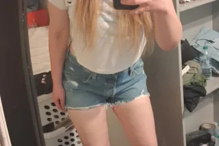 💋 HEY HONEY! 💋 Available NOW f... - Image 2