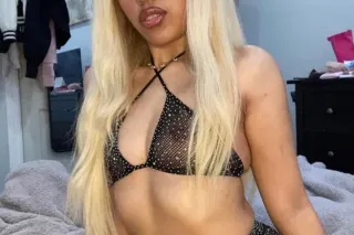 sexy petite asian hottie💕💦 - Image 3