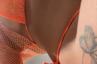 2 GIRLS AVAILIBLE ! AVAILIBLE ... - Image 3