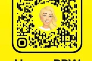 21 YEAR OLD ____CURVY yet TIGH... - Image 2