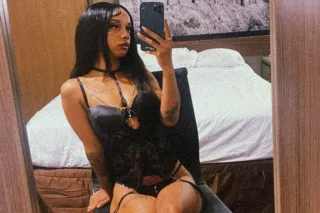 💦COME PLAY WITH MY HoneyPot 🍯💦... - Image 4