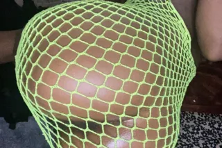 COME PLAYY IN MY WATER PARK💦💦DARKSKIN PETITEE 🍫KINKYY FREAKK 🤪THROAT GOAT 👅PRETTY FAT PUSSYY😻AVAILABLE 24/7 - Image 5