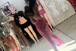 Come enjoy this waterpark 🤤🍫 -... - Image 1