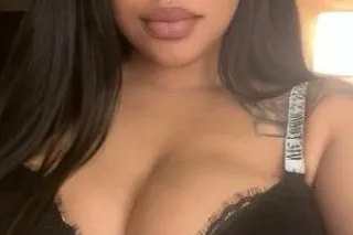 500hr 350hhr Cum see me 👅💦💦💦 -... - Image 1