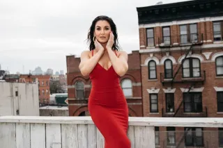 Amy Taylor - 48 - Image 4