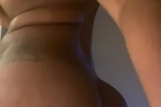 💦🍑sexy Young Goddess Ready for... - Image 2